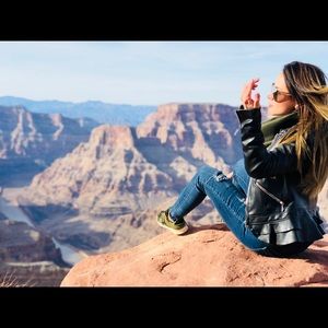 Meet your Posher, Paloma